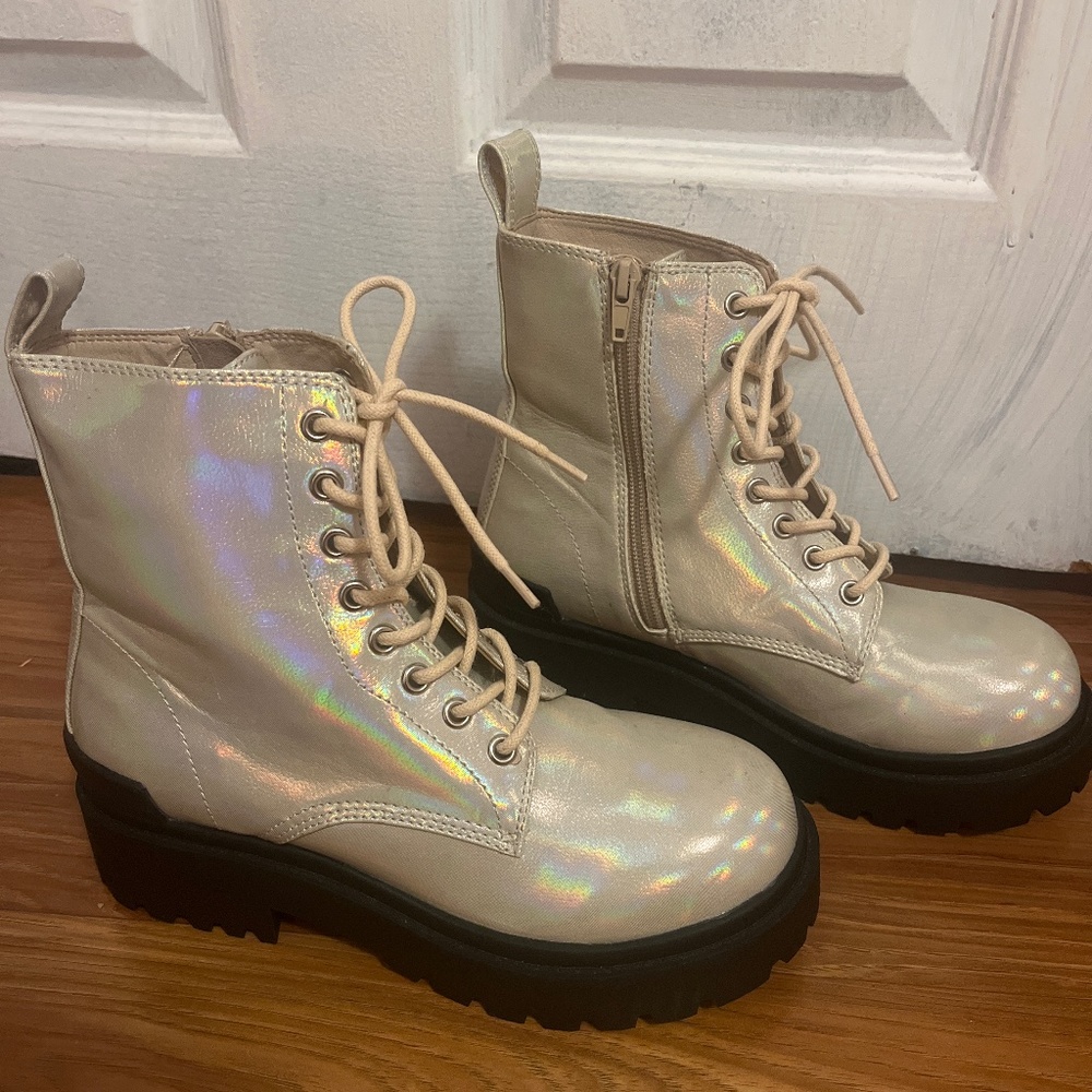 Used iridescent boots